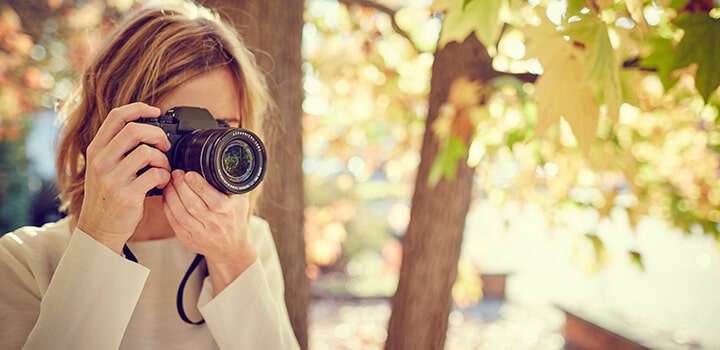 Investigating the World of DSLR Cameras: What Characteristics Make a Model Outstanding?