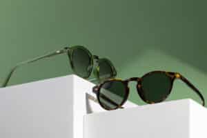 What Shape Sunglasses For Round Faces?