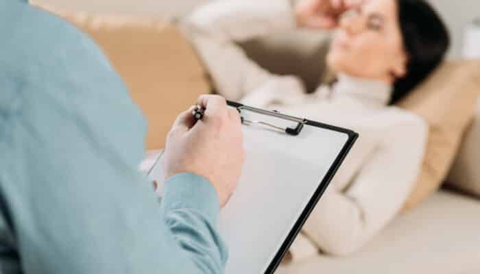 Why And Who Should Take A Hypnotherapy Session