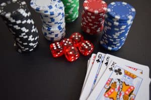 Reasons behind the popularity of online slot games and how they are better than the casino slots.