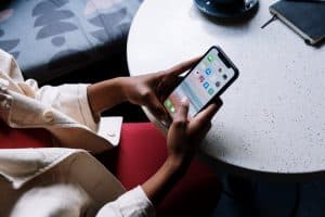 8 Ways You Can Actually Track Your Business Social Media ROI