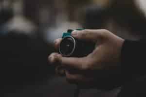 Cosplayer’s tips for keeping your eyes open while shooting