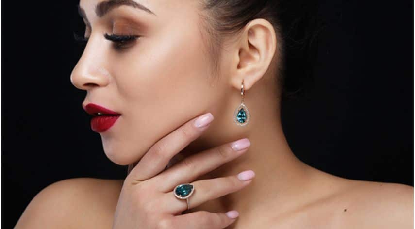 Prior to Cosmetic Surgery: What Things You Need to Remove