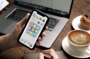 How to Leverage Social Media to Grow Your Home Business