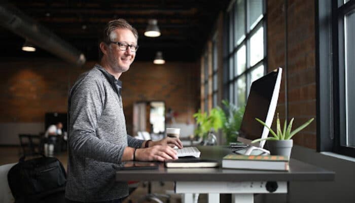 Five Basic Steps to Set Up Your First Business